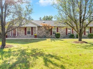 2480 Stonegate Dr, Festus, MO 63028