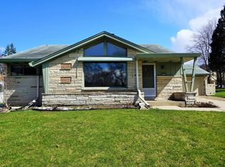 10045 W Fiebrantz Ave, Milwaukee, WI 53222