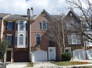 35 Victoria Sq, Frederick, MD 21702