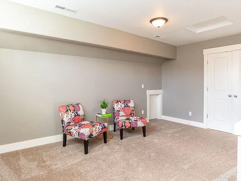 1076 SE Leonel Ln — Photo 17