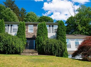 205 Country Club Rd, Waterbury, CT 06708