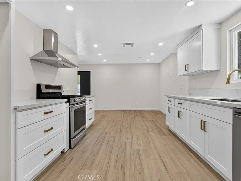 8454 Grenoble St — Photo 10
