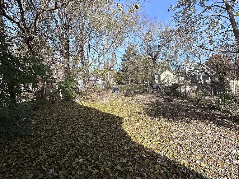 2124 1st Ave — Photo 36