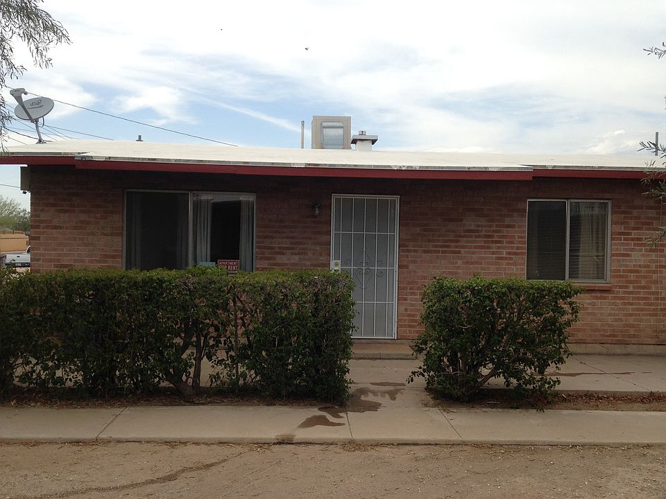 1st image of 209 E Glenn St