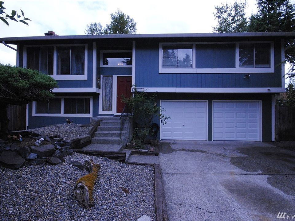 1st image of 16905 To 16907 13th Avenue Ct E