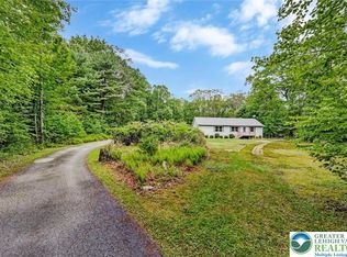 187 Wellington Rd, Stroudsburg, PA 18360