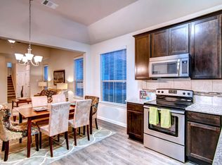 1200 S 10th St, Pflugerville, TX 78660