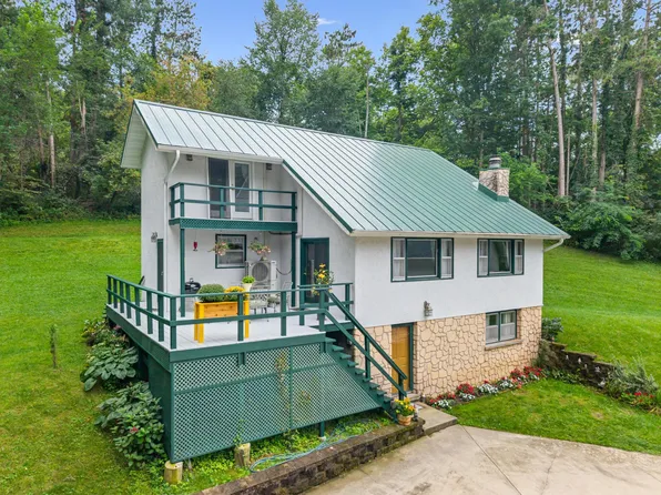 13611 State 16, Houston, MN 55943
