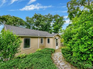 6 Deer Trail N, Greenwood Lake, NY 10925