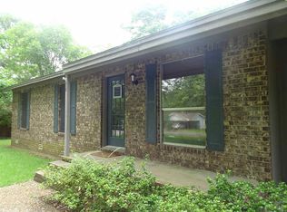 38 Westgate St, Searcy, AR 72143