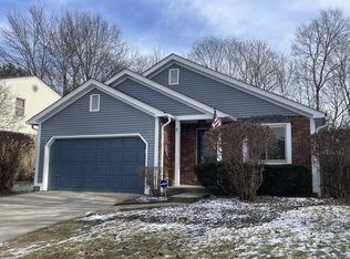 4178 Berry Ridge Ln, Columbus, OH 43230