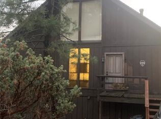 1349 Yellowstone Dr, Lake Arrowhead, CA 92352