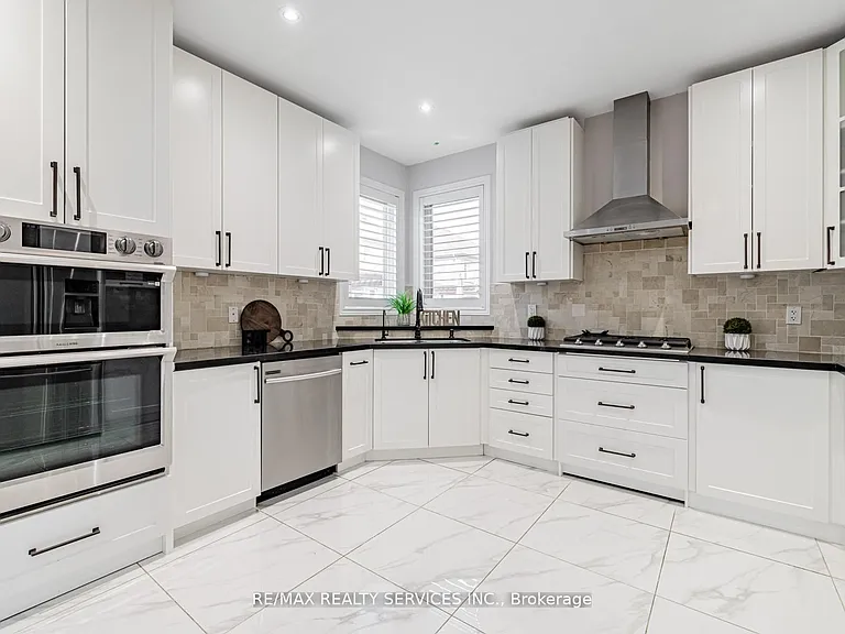 28 Siena Dr — Photo 23