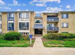 10223 Valentino Dr APT 7303, Oakton, VA 22124