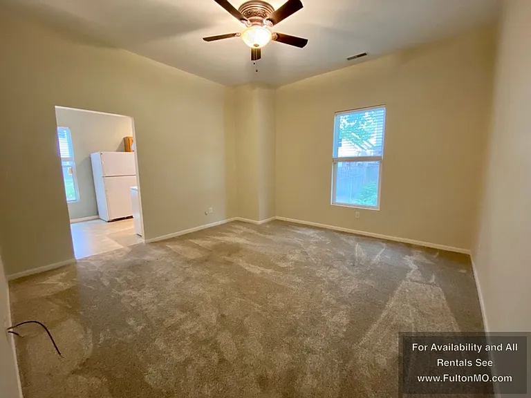 821 Court St #A — Photo 12