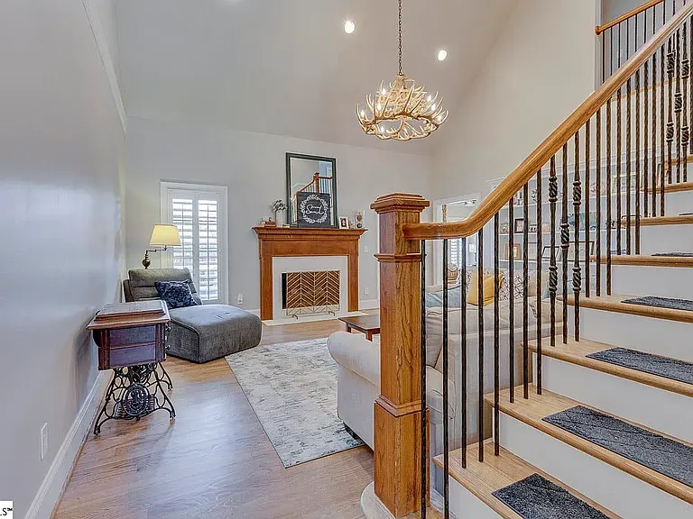 106 Kettle Oak Way — Photo 3