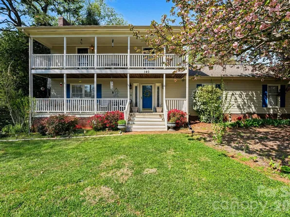 140 Eastwood Dr, Statesville, NC 28625