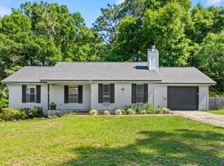 219 Pinoak Ct W, Crestview, FL 32539