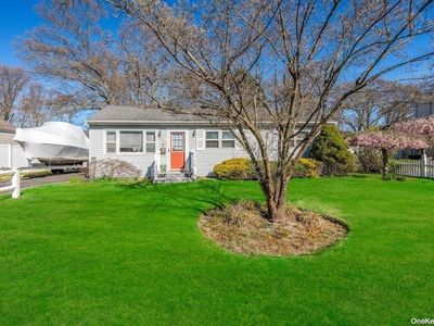 1263 Minerva Avenue, West Islip, NY, 11795
