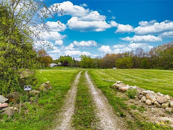 2nd image of McMillan Rd