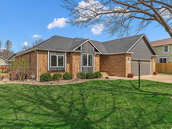 2nd image of 3004 Bently Ct