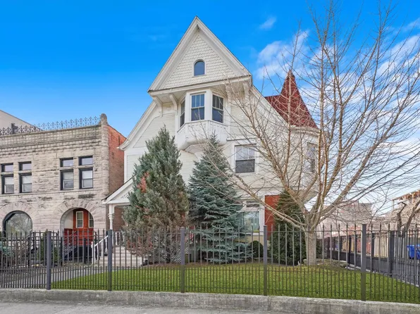 419 E 42nd St, Chicago, IL 60653