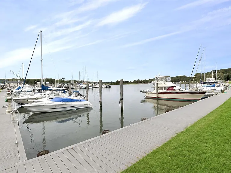 6 Three Mile Harbor Hog Creek Rd — Photo 19