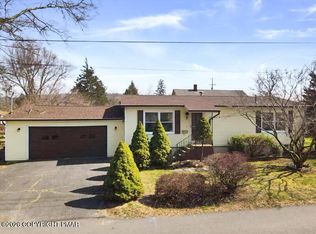 605 5th St, Matamoras, PA