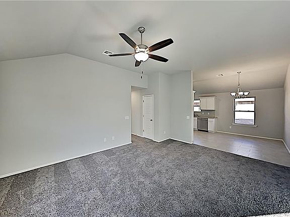 4th image of 19617 Brookeville Dr