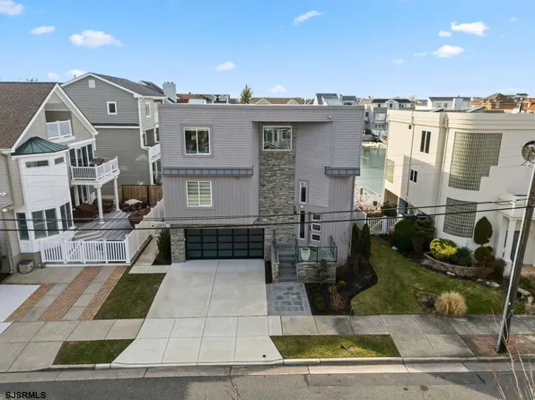 302 N Nassau Ave, Margate, NJ 08402