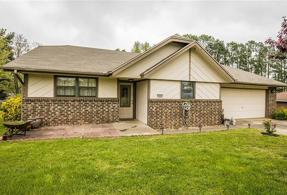 1st image of 1521 S Heritage Cir