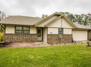 1521 S Heritage Cir, Rogers, AR 72758