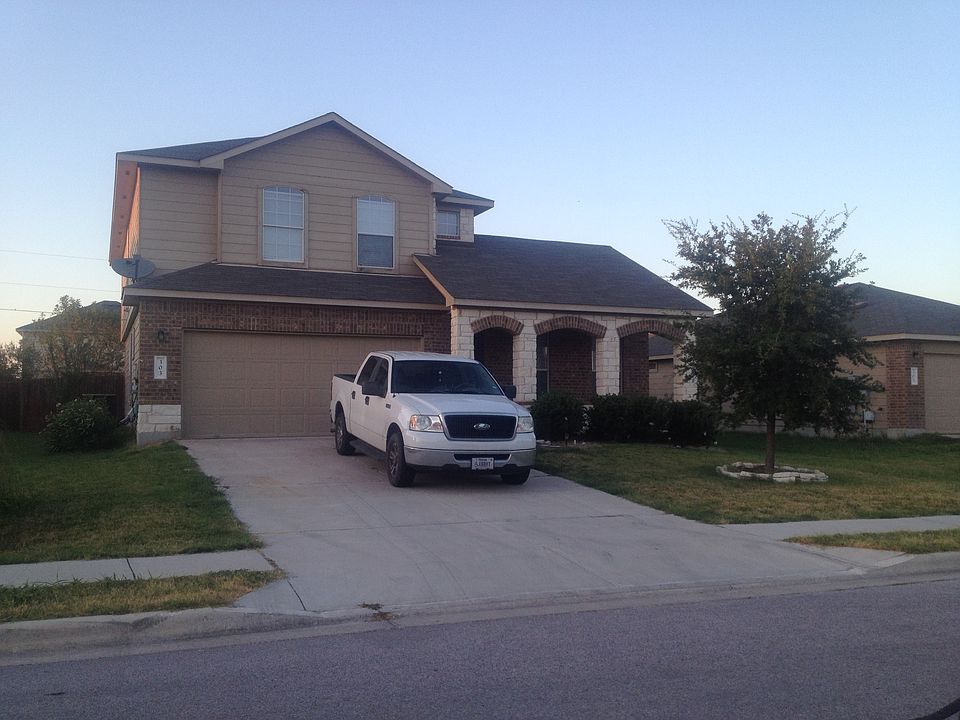 1st image of 303 Luna Vista Dr