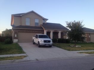 303 Luna Vista Dr, Hutto, TX 78634