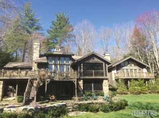 2912 W Club Blvd, Lake Toxaway, NC 28747