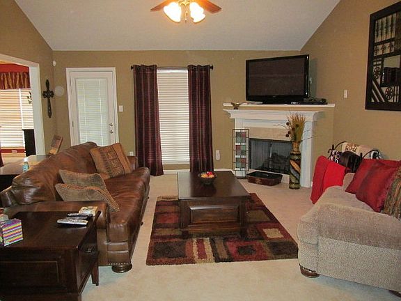 3rd image of 5869 Christopher Jordan Dr
