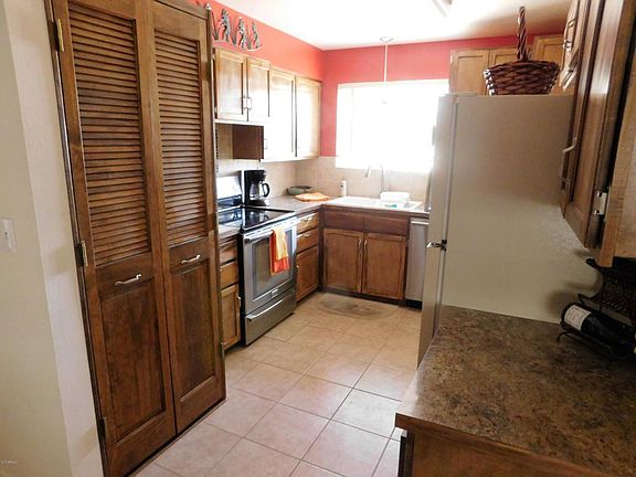 3rd image of 11423 N 109th Ave