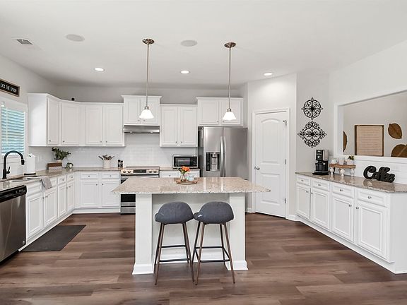 5th image of 436 N Cobia Ct