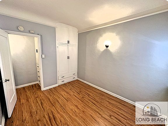 5th image of 1119 E 4th St APT F