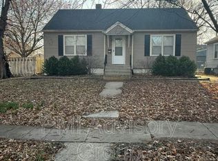 1242 SW High Ave, Topeka, KS 66604
