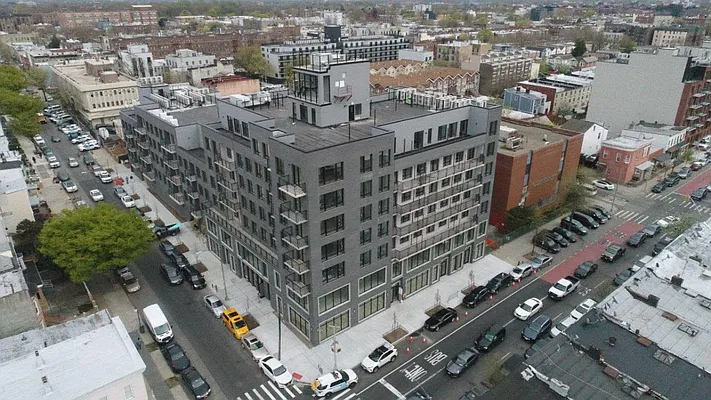 Rented by City Vista Inc | media 67