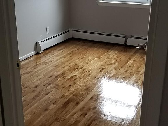 5th image of 2173 E 38th St #3