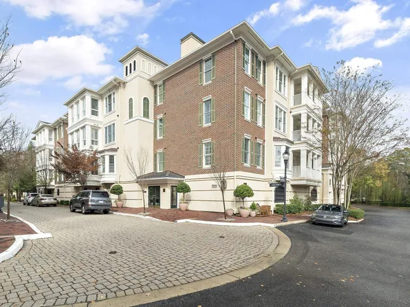 2901 Market Bridge Ln APT 105, Raleigh, NC 27608