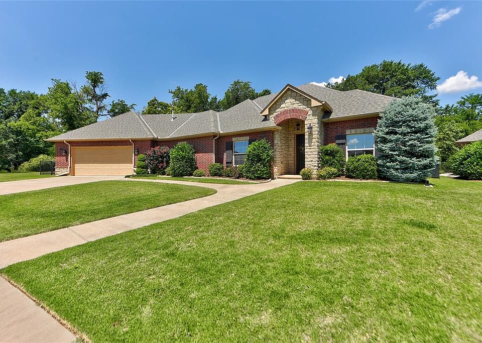 1st image of 13009 Jasmine Ln