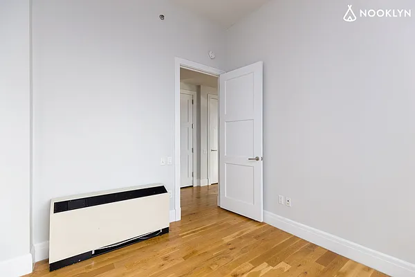 Rented by Nooklyn NYC LLC | media 118