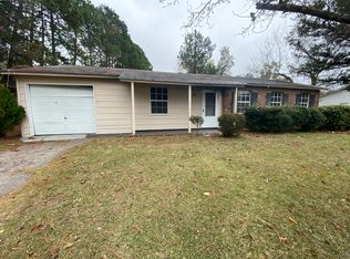 631 Walker St, Fayetteville, NC 28311