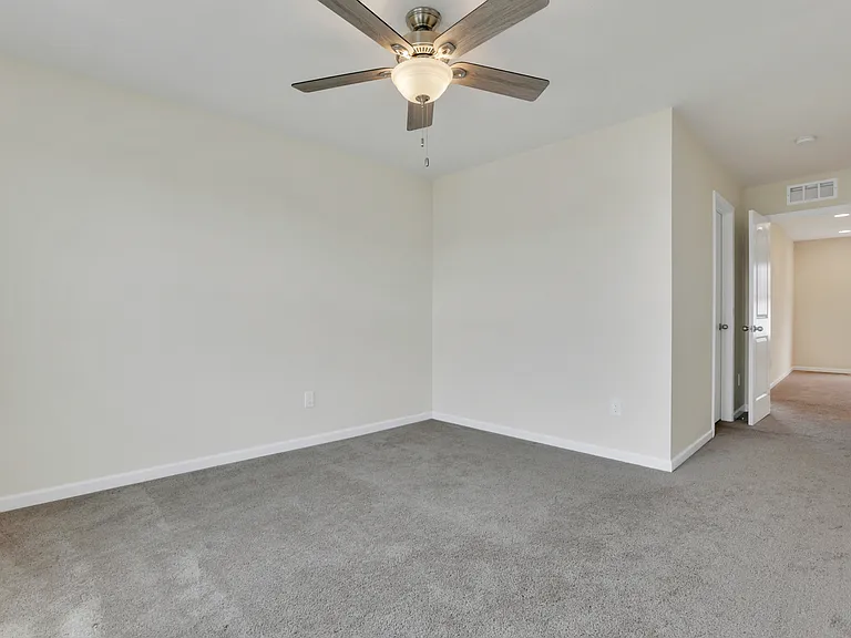 241 Sunstone Ln — Photo 35