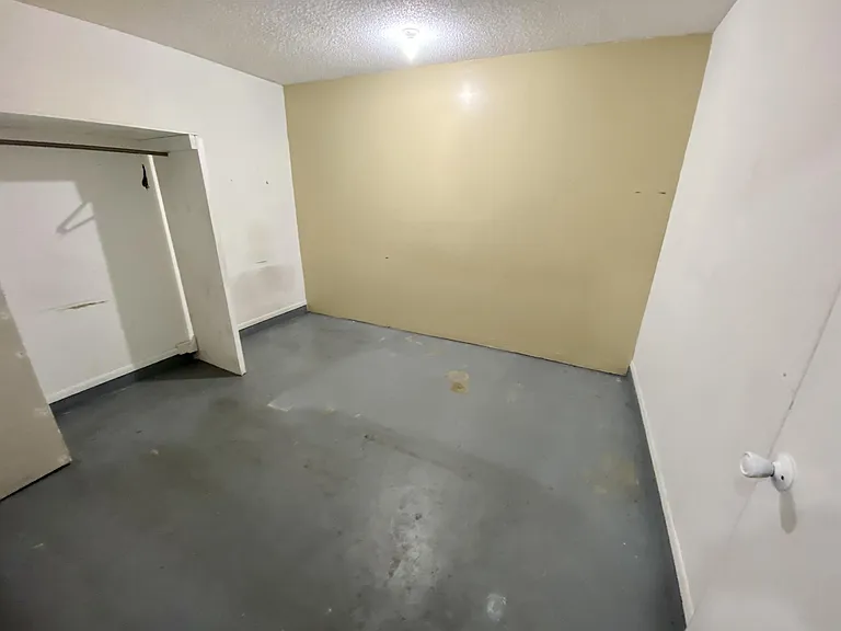 3RD BEDROOM GARAGE