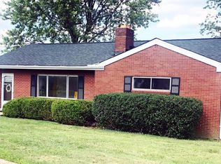 2355 Conway Wallrose Rd, Freedom, PA 15042