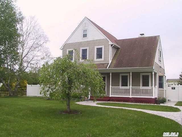 1st image of 17 Roan Ln